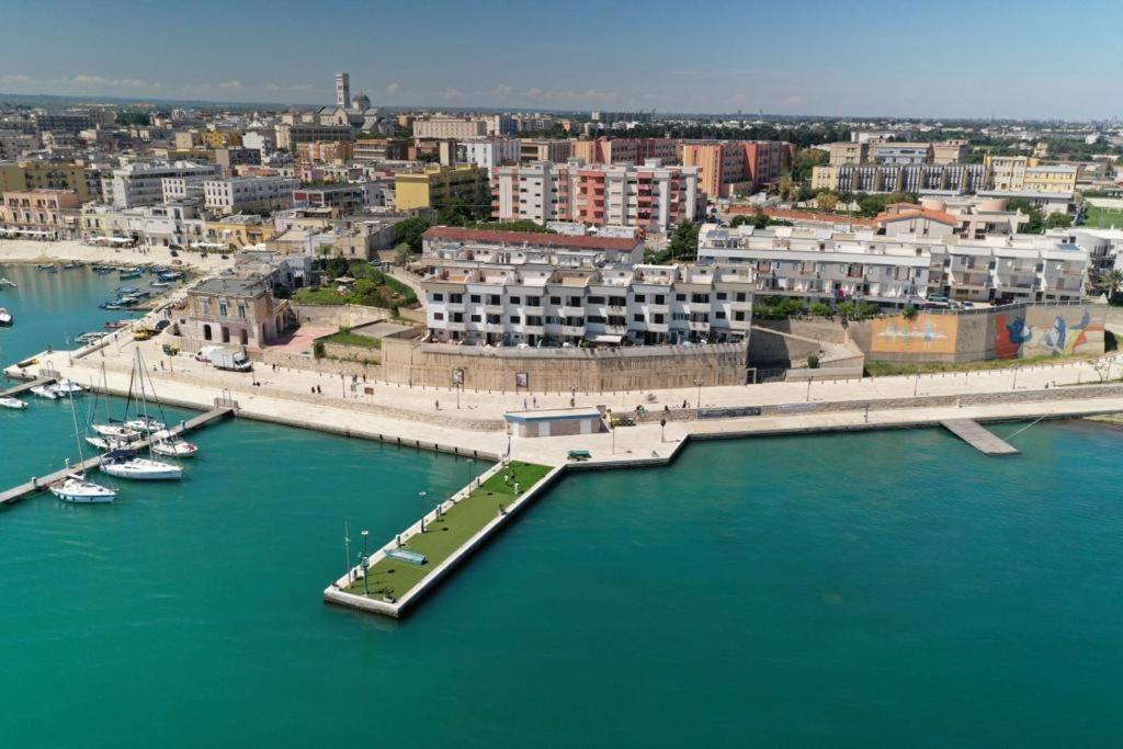 B&B La Baia Sea Rooms Bisceglie Ngoại thất bức ảnh