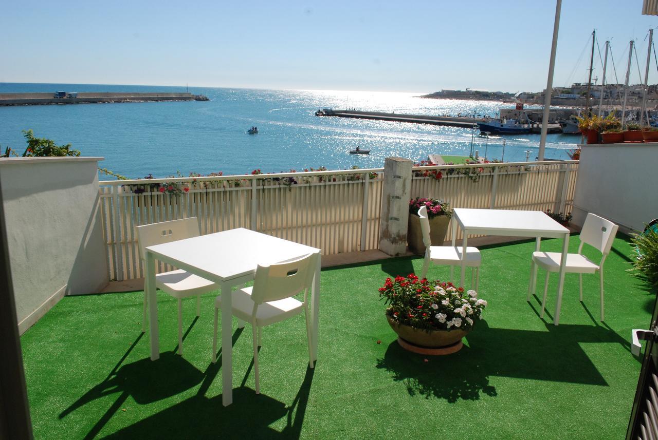 B&B La Baia Sea Rooms Bisceglie Ngoại thất bức ảnh